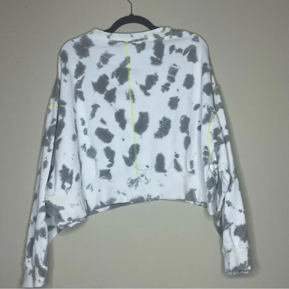 Nike tie dye crew neck